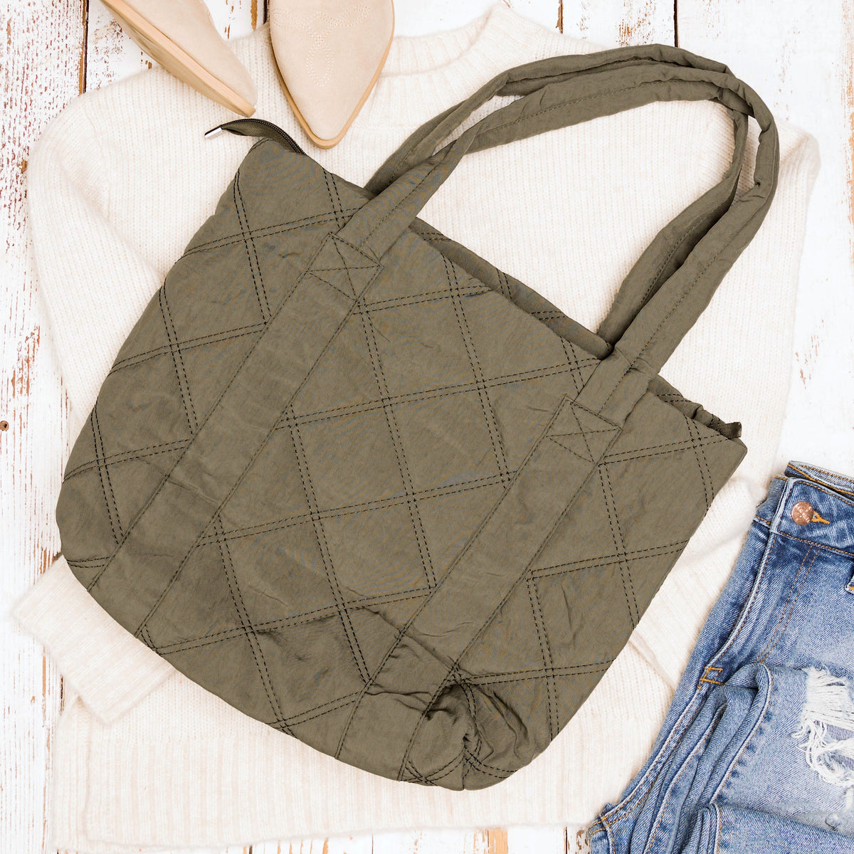 Women's Quilted Tote Bag – Lightweight Everyday Shoulder Bag