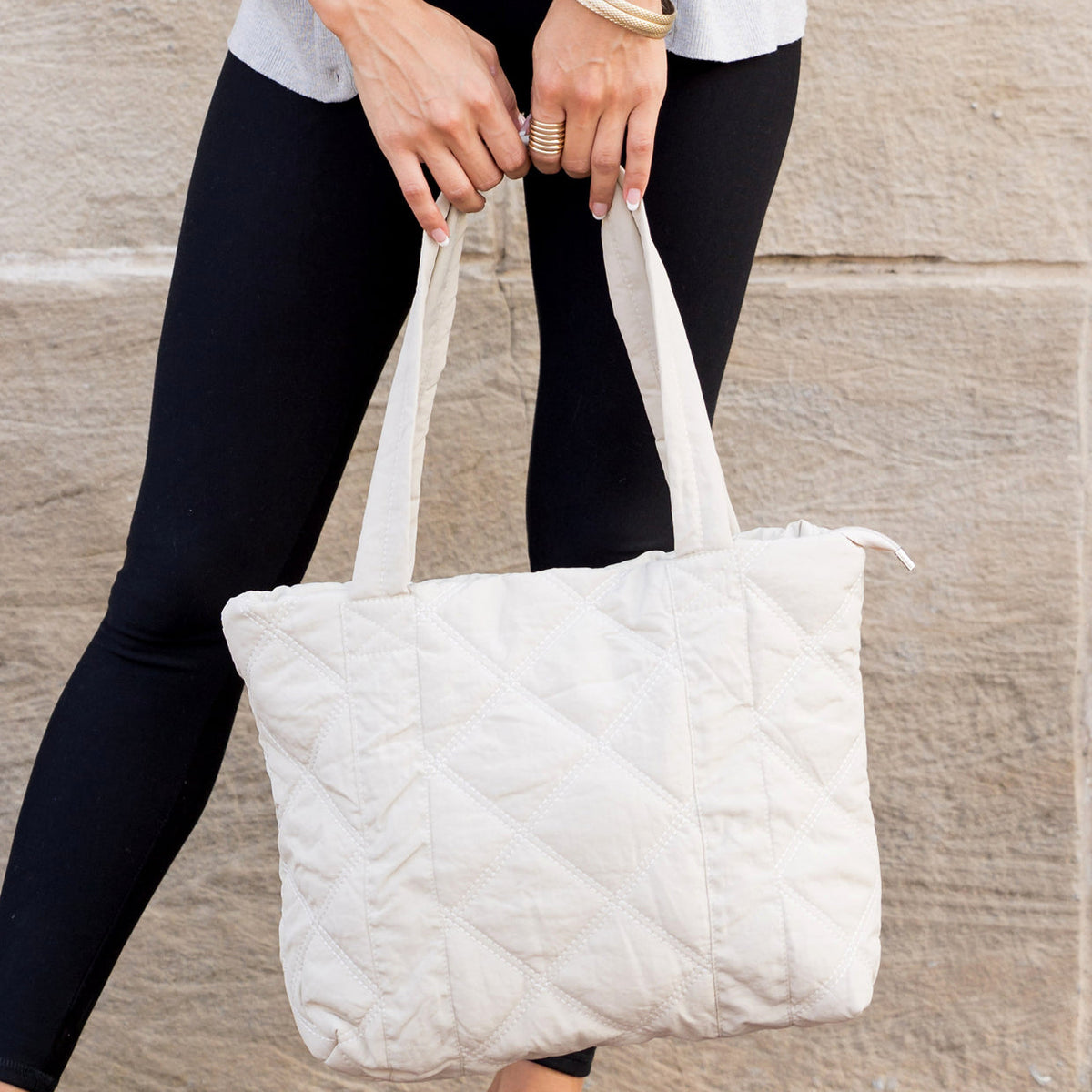 Women's Quilted Tote Bag – Lightweight Everyday Shoulder Bag