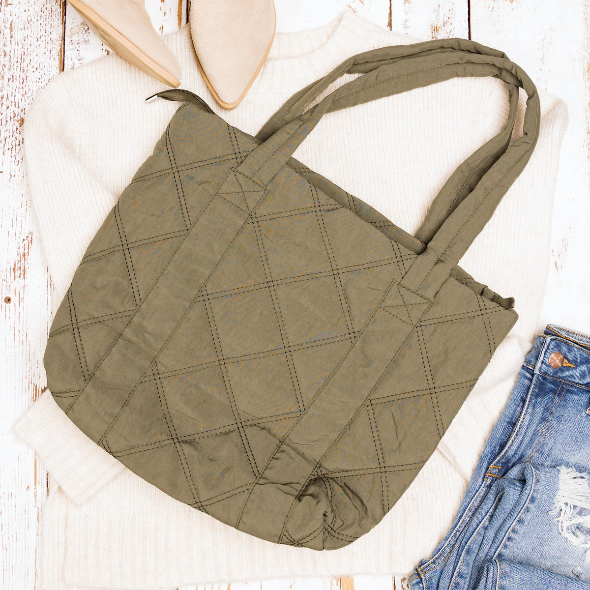 Women's Quilted Tote Bag – Lightweight Everyday Shoulder Bag